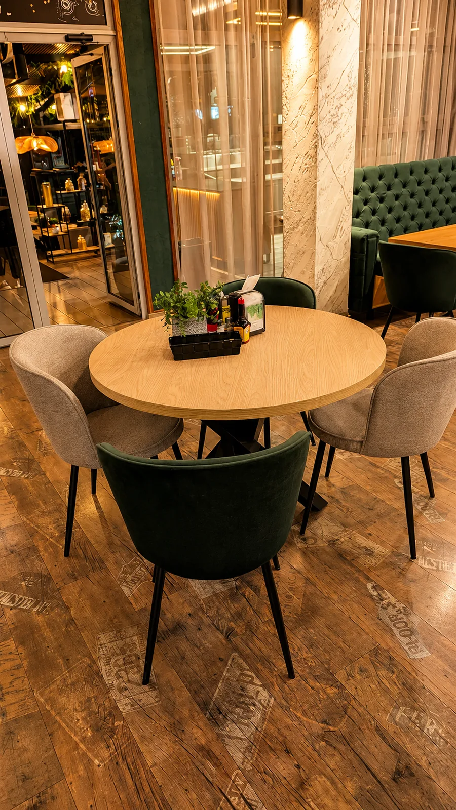 Атмосфера в Pizza Oreshkov Garden, Стара Загора